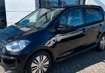 VW e-up! 107.000 km 7.849 &euro; Brake / Unterweser 26919