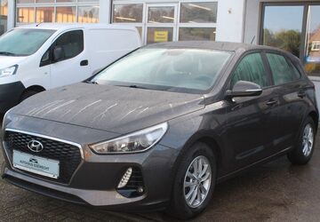 Hyundai i30 127.000 km 11.300 &euro; Edewecht 26188