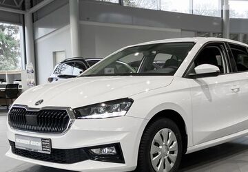 Skoda Fabia 7.254 km 20.990 &euro; Oldenburg 26123