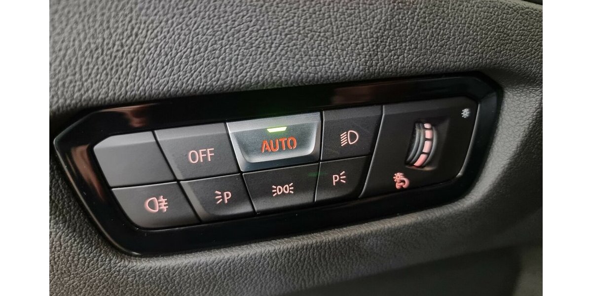 BMW 320d Sport Line LED ACC AHK Navi Hifi T-Leder 94.800 km 26.950 &euro; Garrel 49681