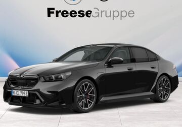 BMW M5 2.000 km 144.400 &euro; Oldenburg 26125