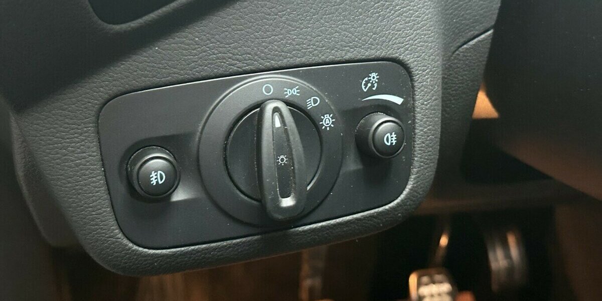 Ford Kuga 1,5 EcoBoost ST-Line +AHK+Allwetterreifen+ 113.000 km 15.790 &euro; Jaderberg 26349