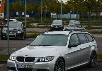 BMW 330 296.732 km 3.899 &euro; Oldenburg 26131