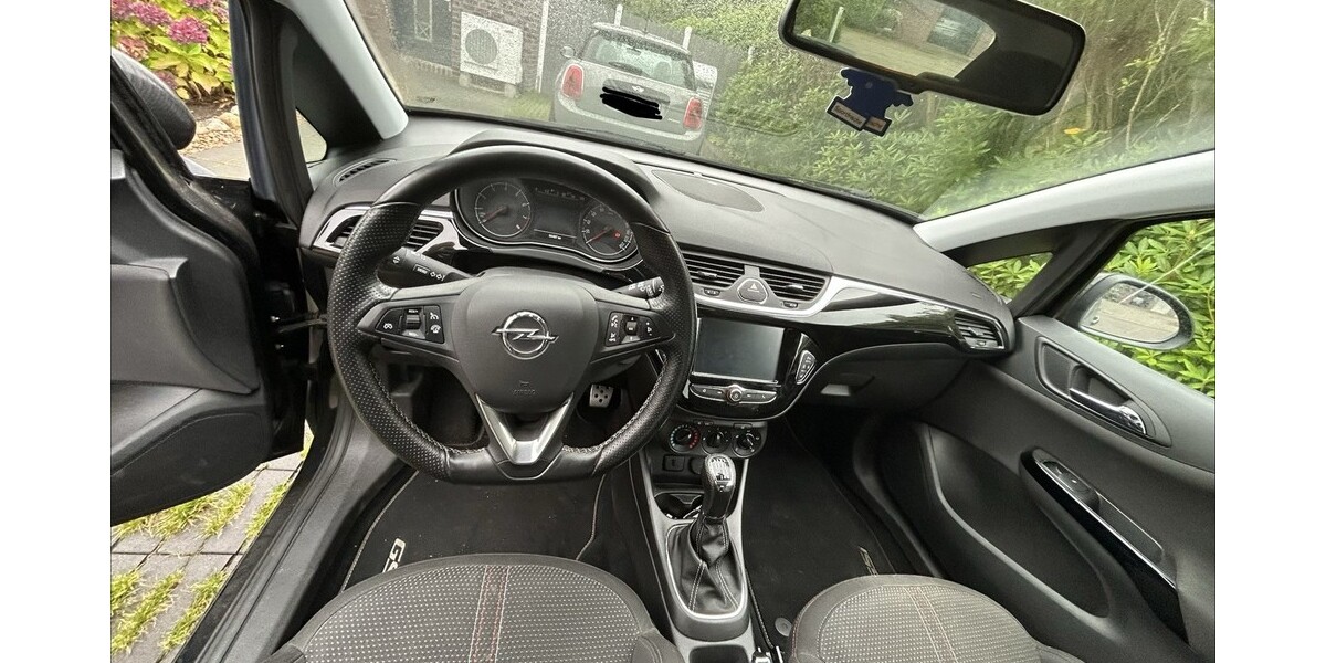 Opel Corsa E 94.400 km 9.800 &euro; Westerstede 26655