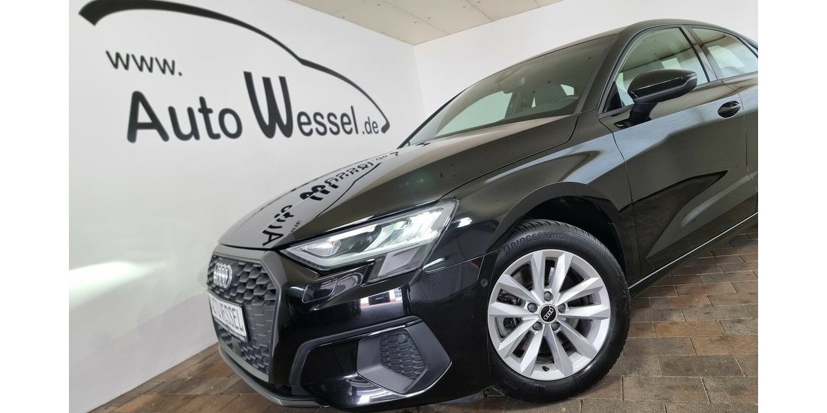 Audi A3 30TFSI limo Navi Leder Digital VIC Kamera LED 66.400 km 21.450 &euro; Garrel 49681
