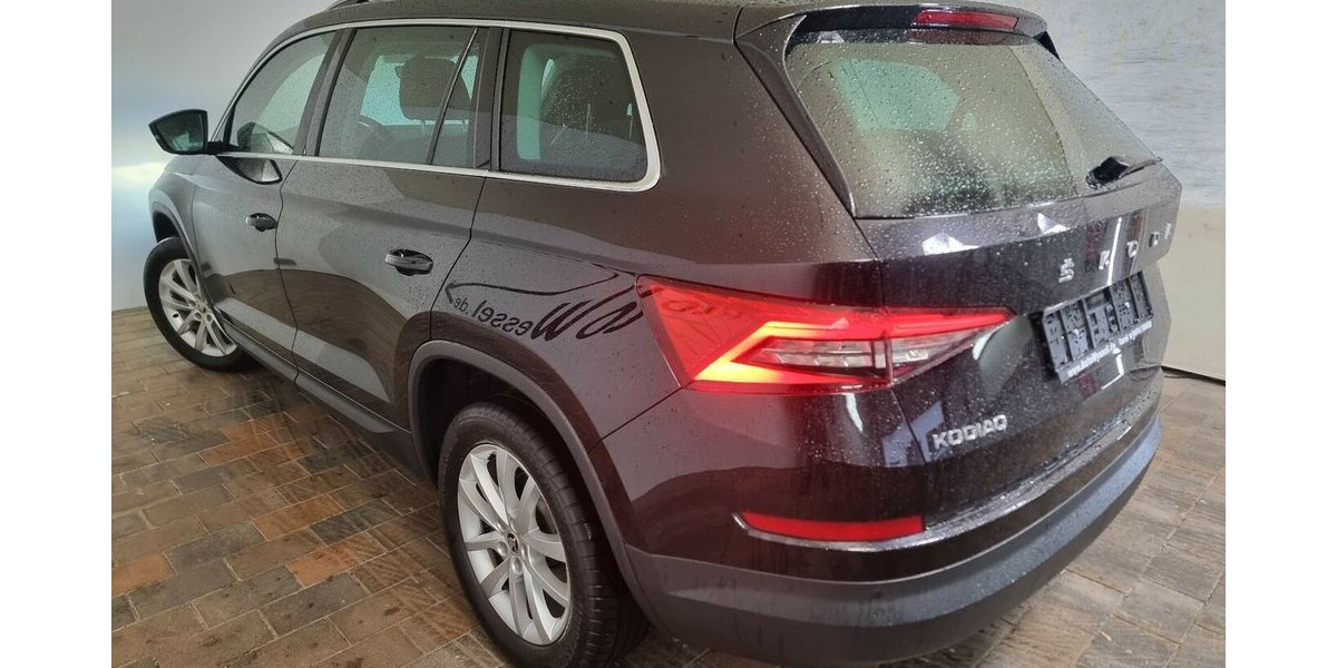 Skoda Kodiaq Style DSG LED AHK Leder Memory 7-Sitzer 116.400 km 28.900 &euro; Garrel 49681