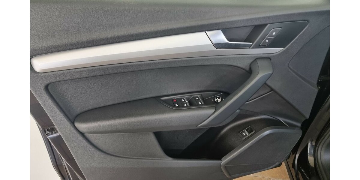 Audi Q5 2.0 TDI LED Leder Connectivity Schalter VIC 112.700 km 24.900 &euro; Garrel 49681