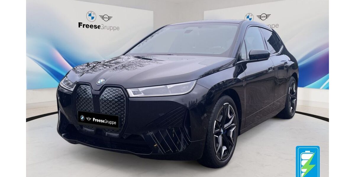 BMW iX 25.934 km 52.490 &euro; Oldenburg 26135