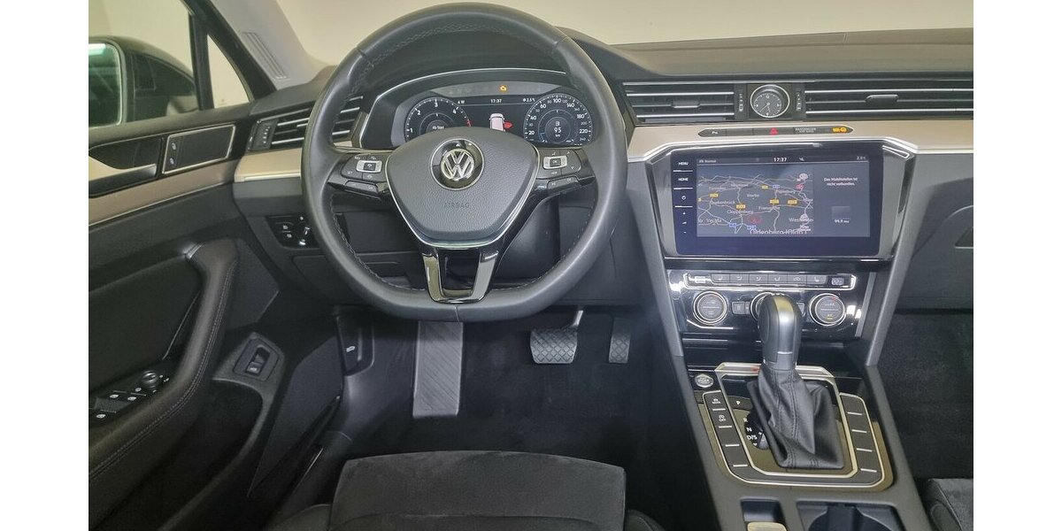 VW Passat Highline 4M LED ACC APP AHK Standheizung 112.600 km 23.850 &euro; Garrel 49681