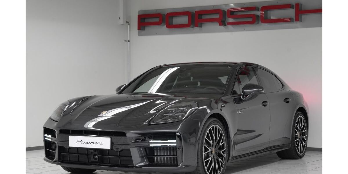 Porsche Panamera 5.000 km 147.890 &euro; Oldenburg 26123