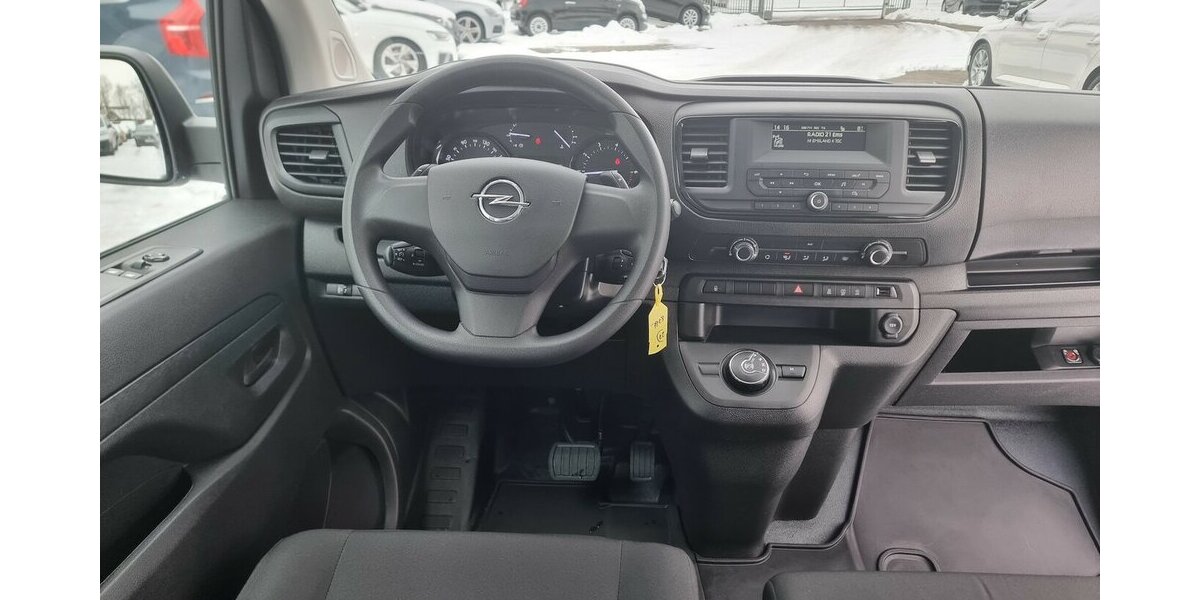 Opel Zafira Life Edition M Vivaro 9-Sitzer Automatik 87.900 km 27.900 &euro; Garrel 49681