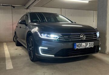 VW Passat Variant 135.000 km 20.000 &euro; Oldenburg 26133