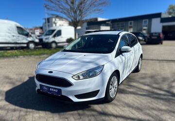 Ford Focus 68.160 km 8.990 &euro; Oldenburg 26122