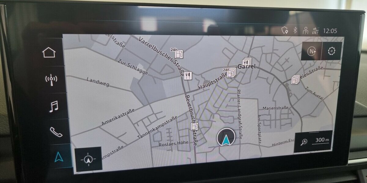 Audi A4 40 TFSI S line MHEV LED ACC AHK Navi Massage 76.500 km 29.999 &euro; Garrel 49681