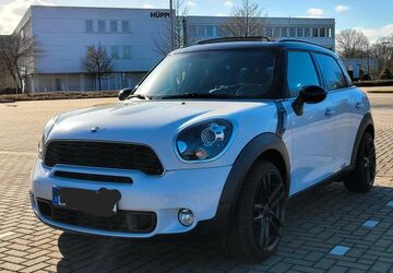 Mini Countryman S (Cooper) 129.500 km 10.400 &euro; Bad Zwischenahn 26160