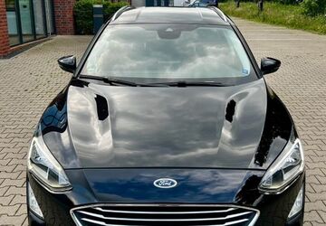 Ford Focus 65.000 km 14.300 &euro; Oldenburg 26125