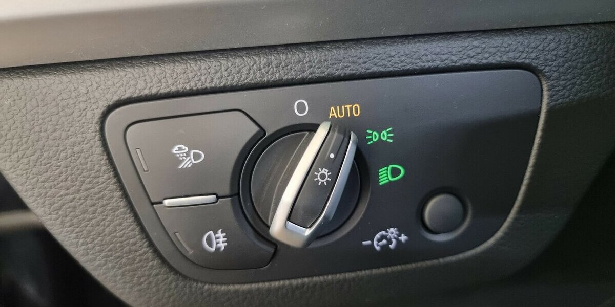 Audi Q5 2.0 TDI LED Leder Connectivity Schalter VIC 112.700 km 24.900 &euro; Garrel 49681