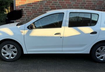 Dacia Sandero 30.200 km 8.500 &euro; Oldenburg 26135
