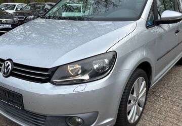 VW Touran 298.500 km 4.499 &euro; Oldenburg 26129