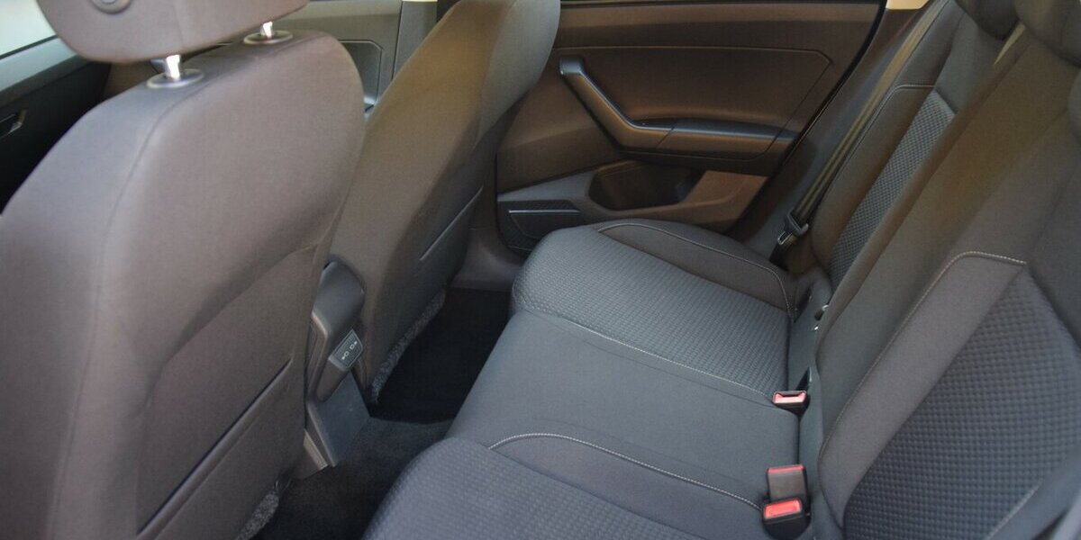 VW Polo 1,0 Comfortline Klima*LED*App-Connect*PDC 51.955 km 14.980 &euro; Rastede 26160