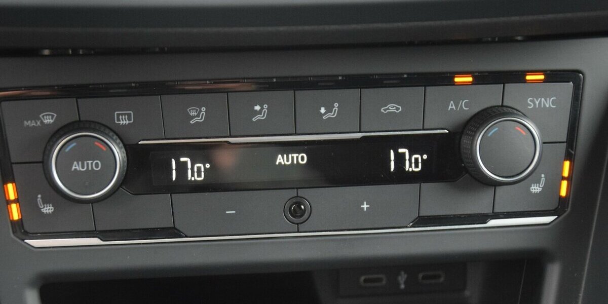 VW Polo TSI United Plus Navi*PDC*LED*Climatr.*Shzg 56.895 km 16.580 &euro; Rastede 26160