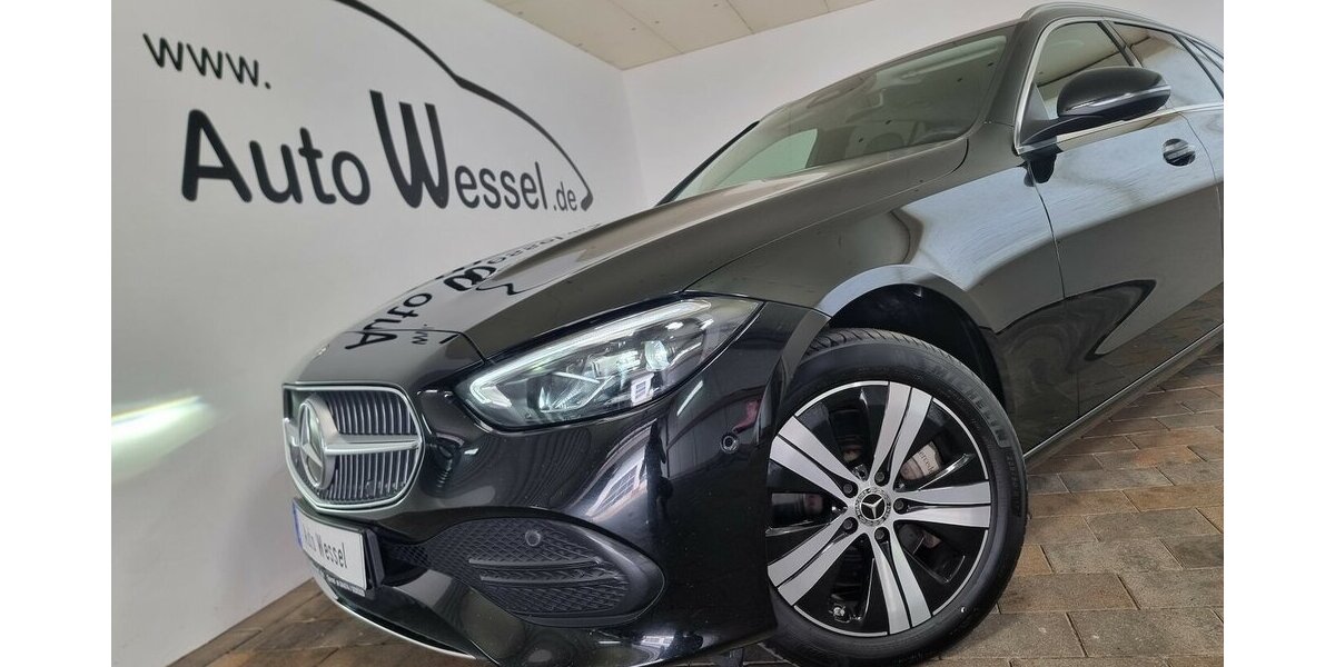 Mercedes-Benz C 300 T e Avantgarde LED ACC AHK Navi Kamera 73.700 km 35.500 &euro; Garrel 49681