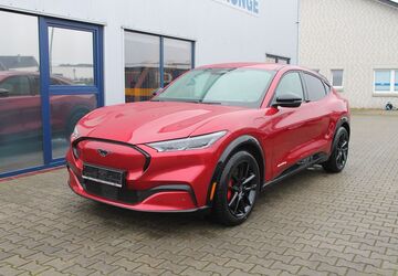 Ford Mustang Mach-E 29.500 km 34.850 &euro; Großenkneten 26197