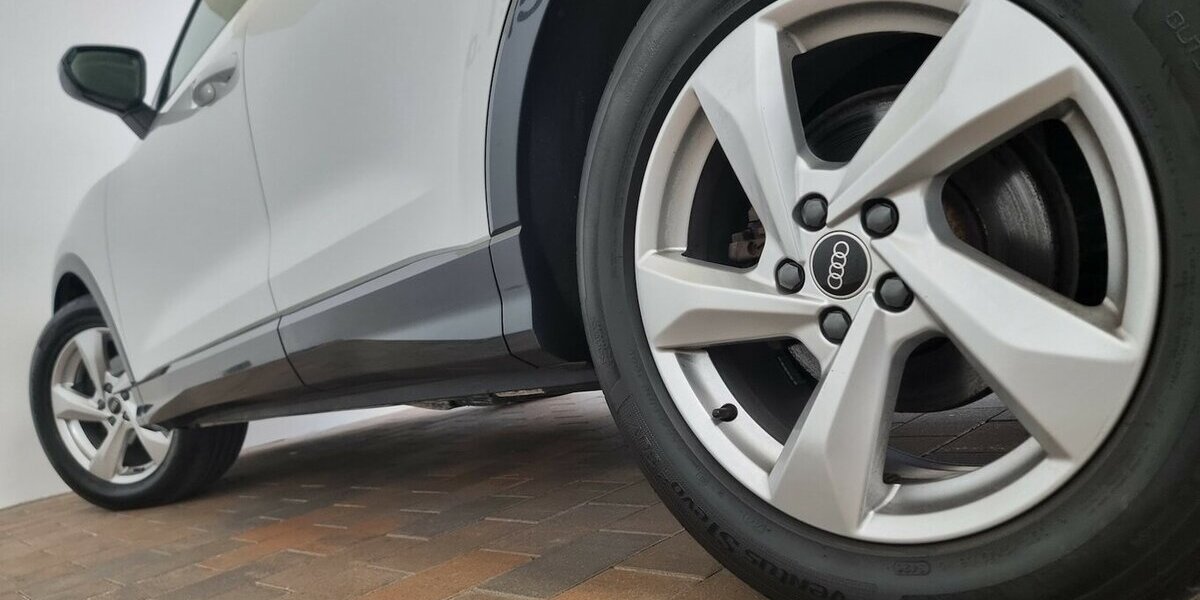 Audi Q3 35 TDI Advanced Prestige LED ACC APP schw.AHK 79.950 km 27.750 &euro; Garrel 49681