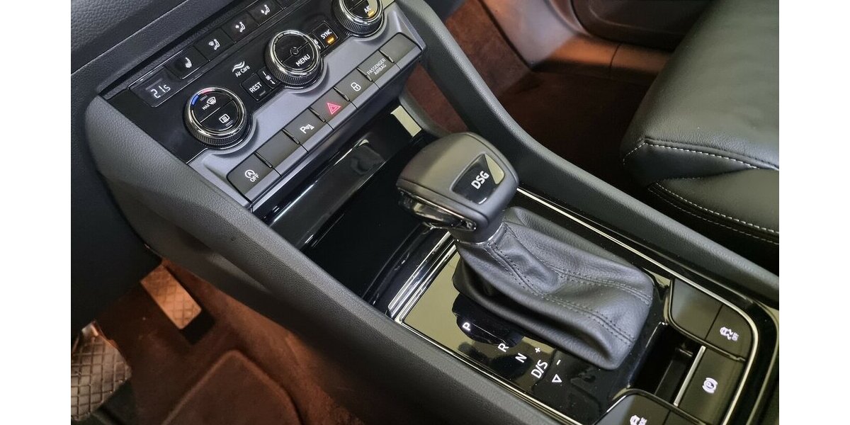 Skoda Kodiaq Style DSG LED AHK Leder Memory 7-Sitzer 116.400 km 28.900 &euro; Garrel 49681