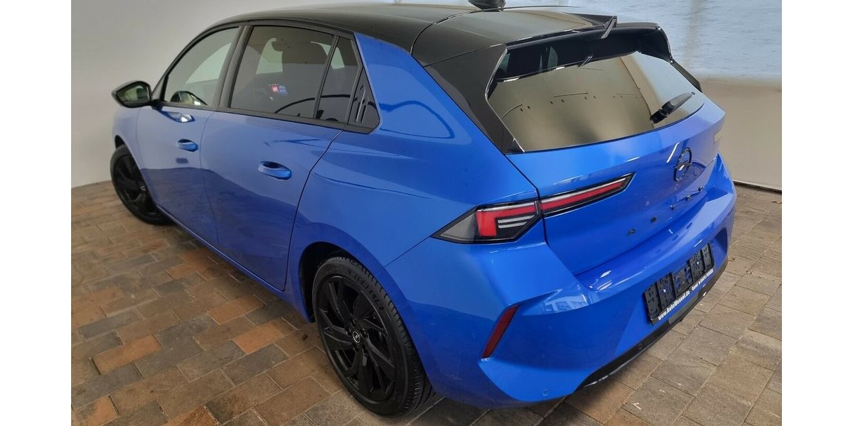 Opel Astra lim. GS Line AT8 APP Navi Spur AGR-Sitz 14.800 km 19.950 &euro; Garrel 49681