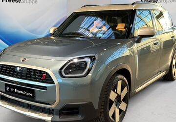 Mini Countryman S (Cooper) 13.222 km 40.990 &euro; Westerstede 26655