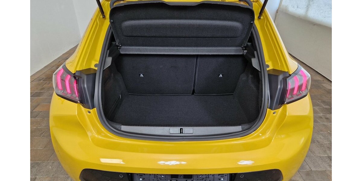 Peugeot 208 Allure Pack LED APP ACC SHZ i-Cockpit Kamera 21.500 km 15.850 &euro; Garrel 49681