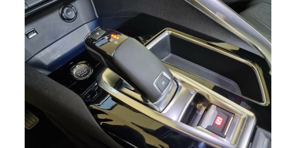 Peugeot 5008 GT-Line LED i-Cockpit 180° Kamera Keyless 58.900 km 24.950 &euro; Garrel 49681