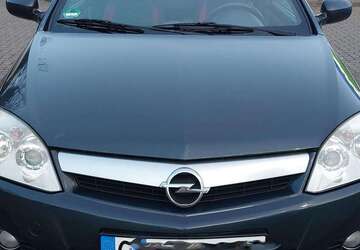 Opel Tigra 218.000 km 1.795 &euro; Oldenburg 26127