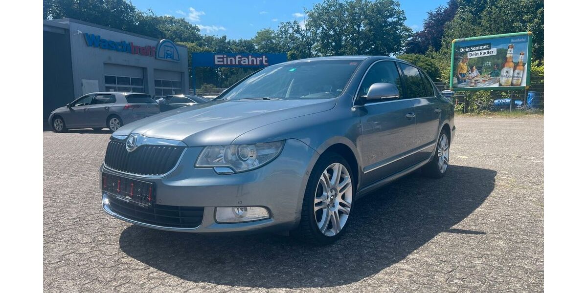 Skoda Superb 185.000 km 5.999 &euro; Wiefelstede-Borbeck 26215