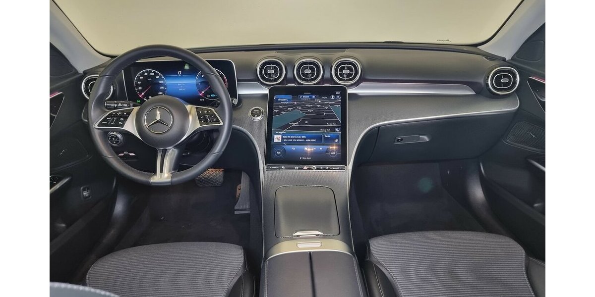 Mercedes-Benz C 220 dT Avantg MBUX LED AHK APP LED Kamera 96.700 km 29.999 &euro; Garrel 49681