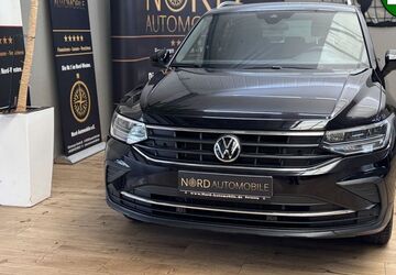 VW Tiguan 97.684 km 23.950 &euro; Rastede/ Wahnbek 26180