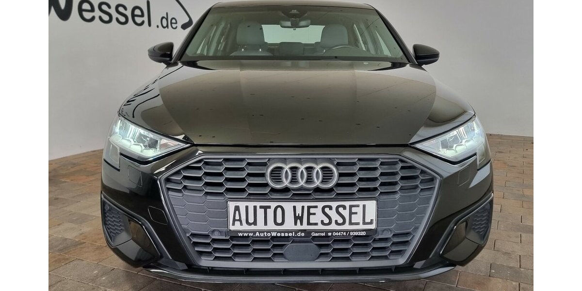 Audi A3 30TFSI limo Navi Leder Digital VIC Kamera LED 66.400 km 21.450 &euro; Garrel 49681