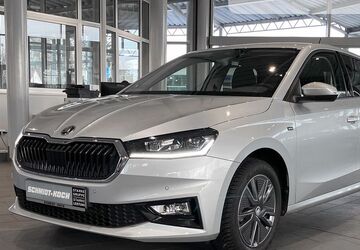 Skoda Fabia 10.978 km 18.990 &euro; Oldenburg 26123