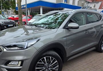 Hyundai TUCSON 143.741 km 15.450 &euro; Oldenburg 26135