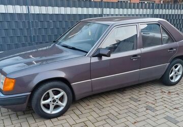 Mercedes-Benz 200 310.000 km 2.900 &euro; Oldenburg 26131
