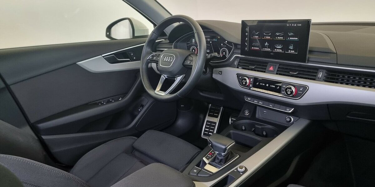 Audi A4 40 TFSI S line MHEV LED ACC AHK Navi Massage 76.500 km 29.999 &euro; Garrel 49681