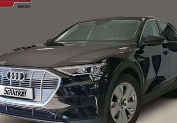 Audi e-tron 44.900 km 25.550 &euro; Oldenburg 26125