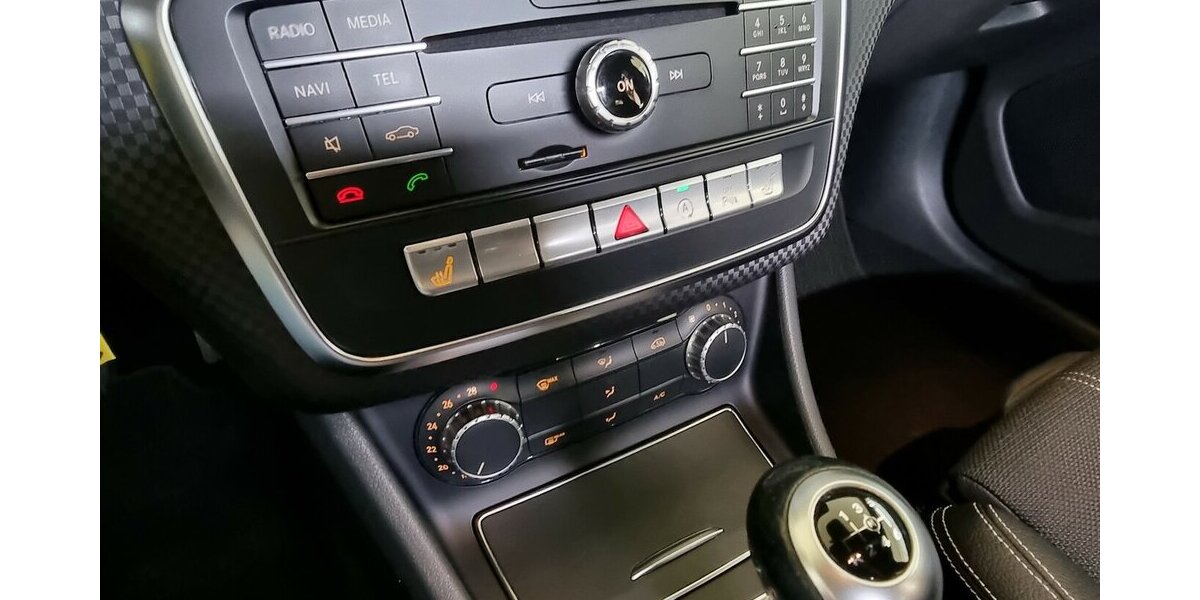 Mercedes-Benz A 200 d CDI Urban LED SHZ AHK Navi Klima Spur 189.700 km 11.450 &euro; Garrel 49681