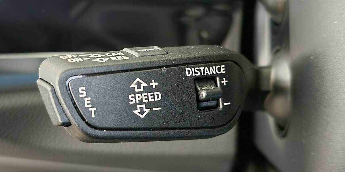 Audi Q3 35 TFSI LED ACC AHK SHZ DAB Navi Klima Spur 64.500 km 25.990 &euro; Garrel 49681