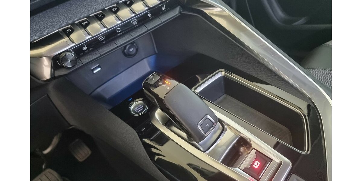 Peugeot 3008 Allure 1.5 HDI LED i-Cockpit Keyless Kamera 76.900 km 19.985 &euro; Garrel 49681