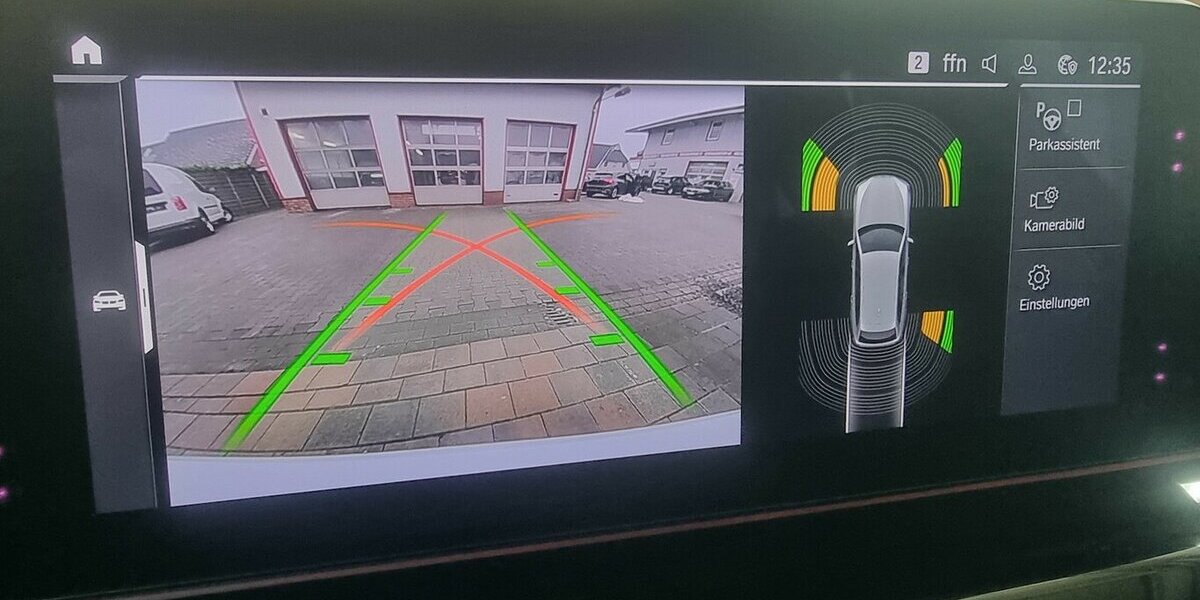 BMW 520d SportLine LED AHK ACC Navi Kamera Hifi 89.900 km 27.450 &euro; Garrel 49681