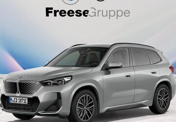BMW iX1 1.500 km 61.070 &euro; Oldenburg 26125
