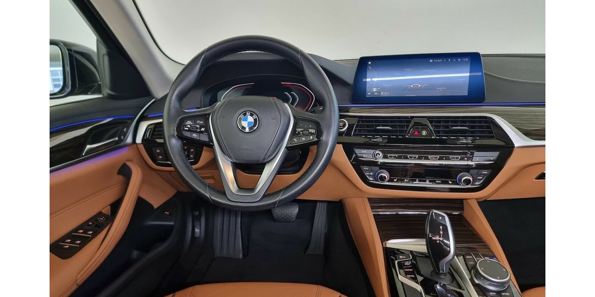 BMW 520d Luxury Line LED ACC SHZ Navi Klima Leder 46.700 km 33.850 &euro; Garrel 49681