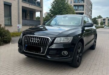 Audi Q5 233.000 km 8.200 &euro; Oldenburg 26123